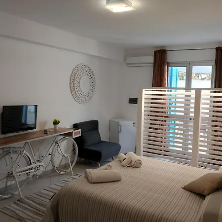 Signorino Eco & Θέρετρο Μαρσάλα